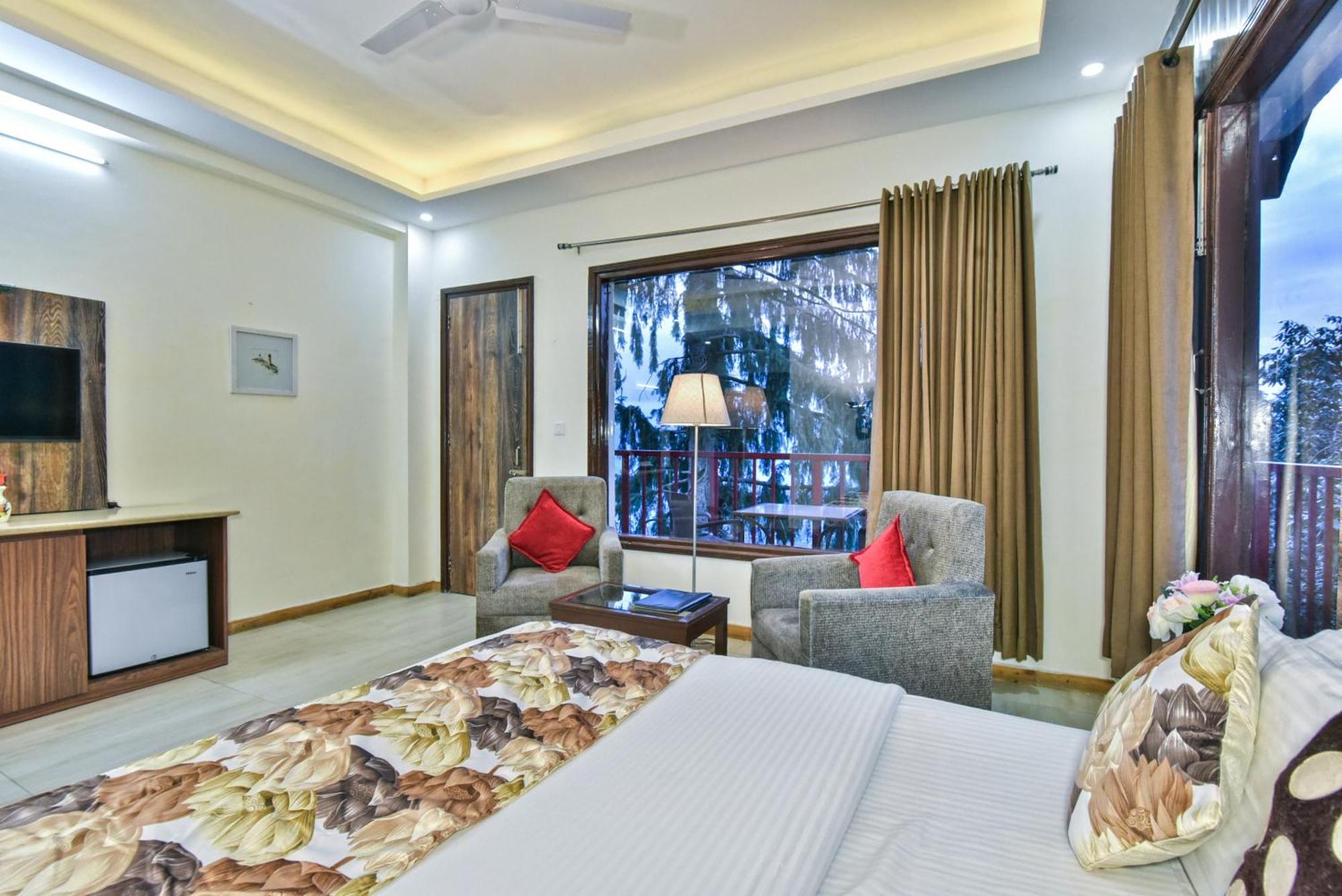 Bear Valley Resort Далхаузи Экстерьер фото